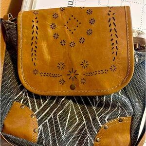 Myra crossbody bag